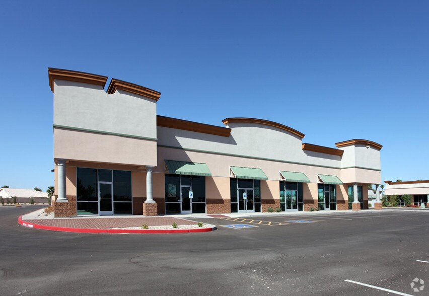 More Photos Of 736 N McQueen Rd, Gilbert Health Club For Lease
