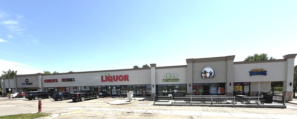 More Photos Of 12920 Lowell Blvd, Broomfield Storefront For Sale