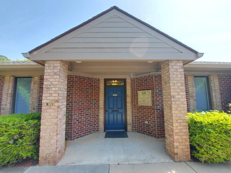 More Photos Of 511 Keisler Dr, Cary Office For Lease