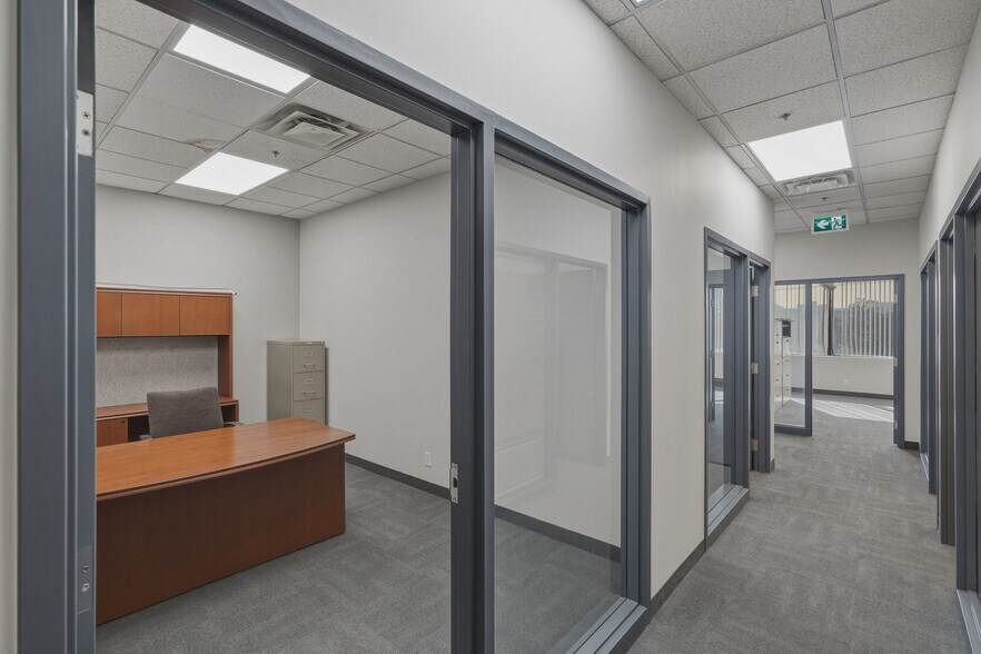 More Photos Of 2001-2045 Drew Rd, Mississauga Warehouse For Lease