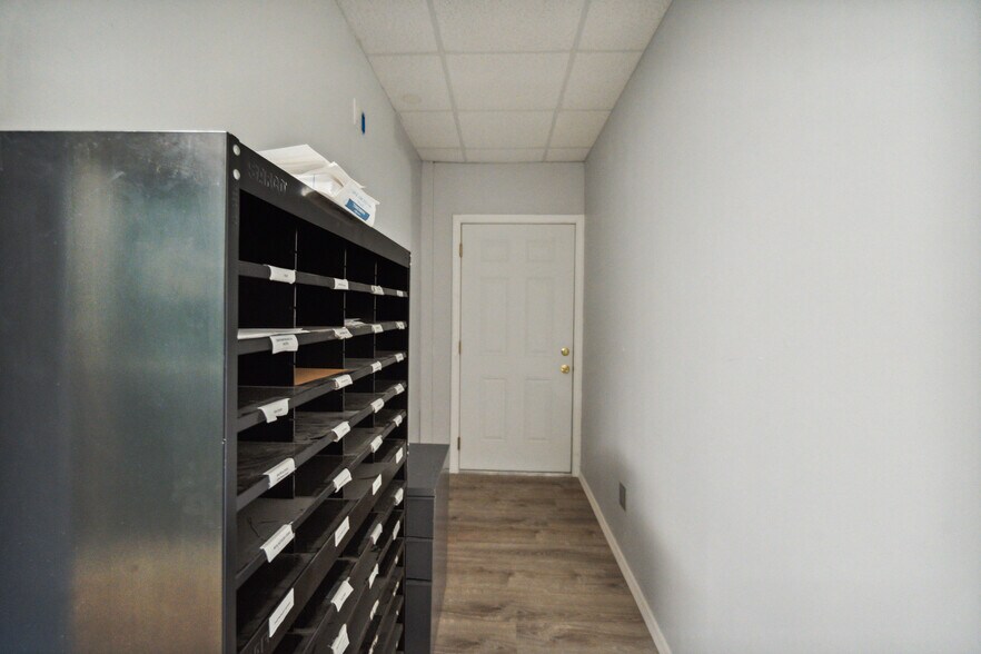 More Photos Of 2170 Joshuas Path, Hauppauge Freestanding For Sale