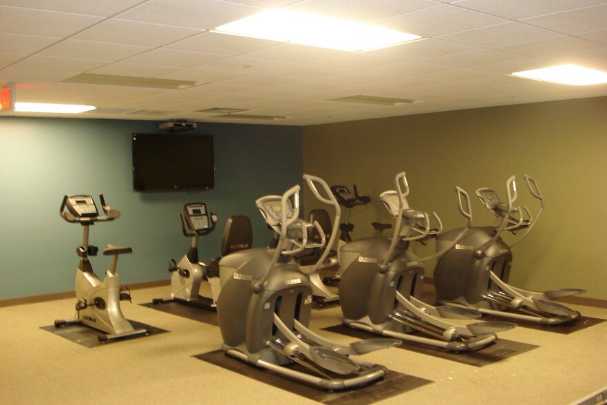 More Photos Of 1 Financial Plz, Providence Office For Lease