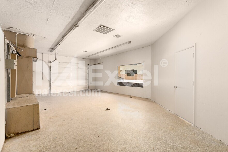More Photos Of 421-449 N Bluff St, St George Auto Repair For Sale