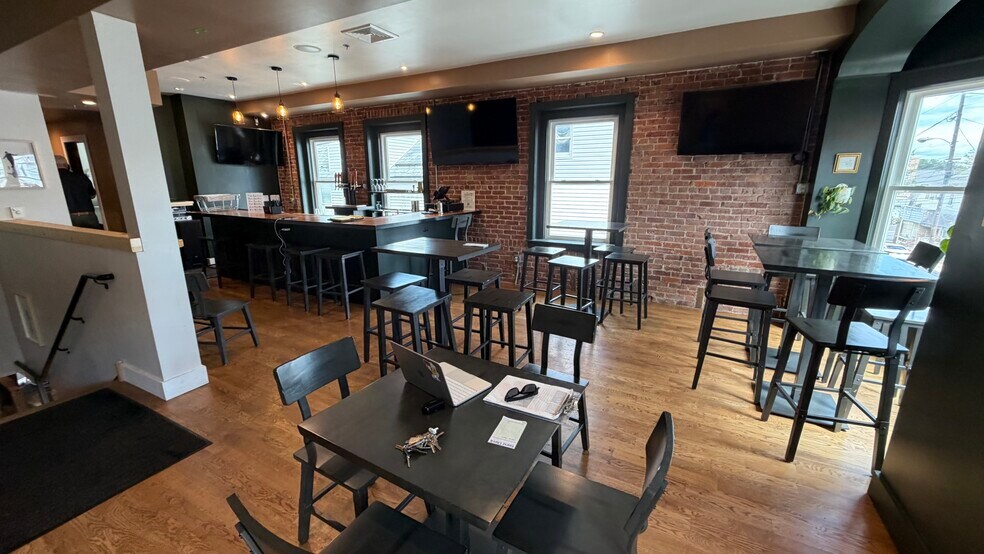 More Photos Of 35 Belvidere St, Nazareth Storefront Retail Residential For Sale