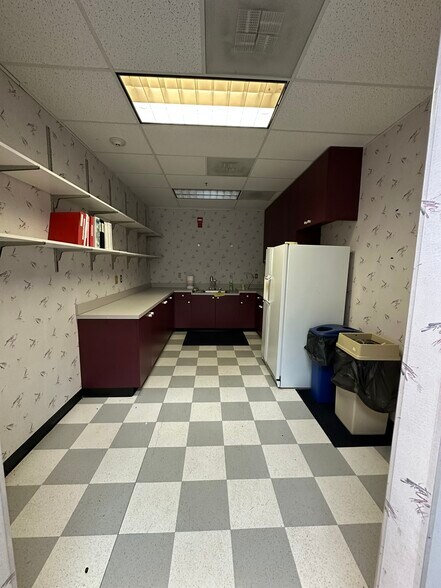 More Photos Of 3575 Workman Rd, Knoxville Flex For Sale