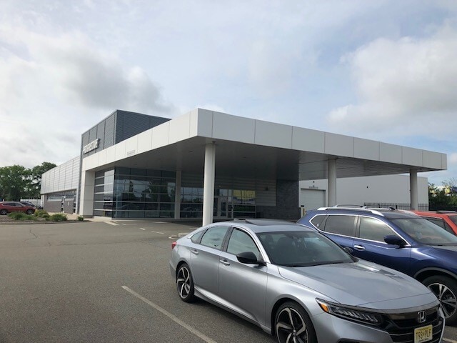 More Photos Of 152 West St, South Plainfield Showroom For Sale