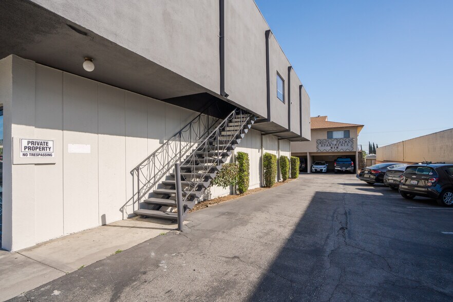 More Photos Of 618-620 W Route 66, Glendora Apartments For Sale