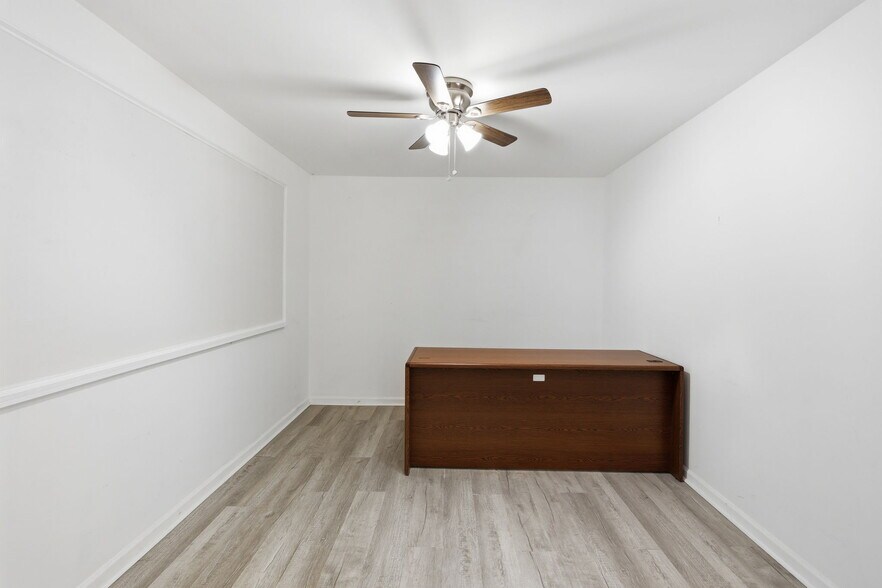 More Photos Of 476 Moreno Street St, Gainesville Distribution For Lease