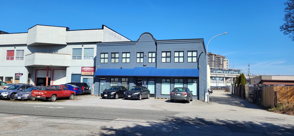 More Photos Of 8971 Beckwith Rd, Richmond Office For Sale