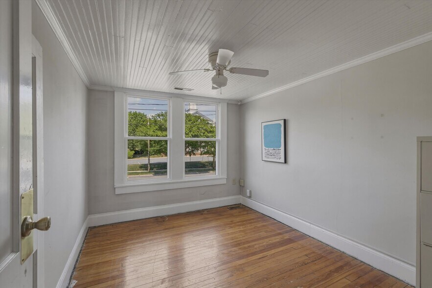 More Photos Of 408 S Green St, Morganton Specialty For Sale