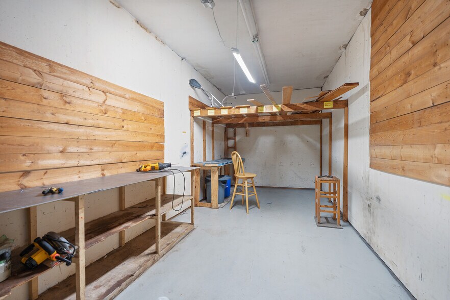 More Photos Of 162 Niagara Blvd, Fort Erie Marina For Sale