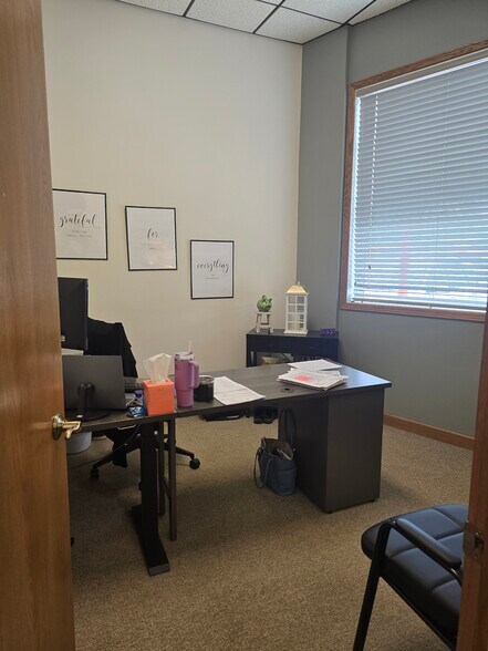 More Photos Of 2003-2005 Grand Ave, Wausau Office For Sale
