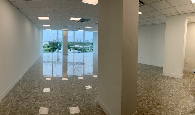 More Photos Of 2820 NE 214th St, Aventura Loft Creative Space For Sale