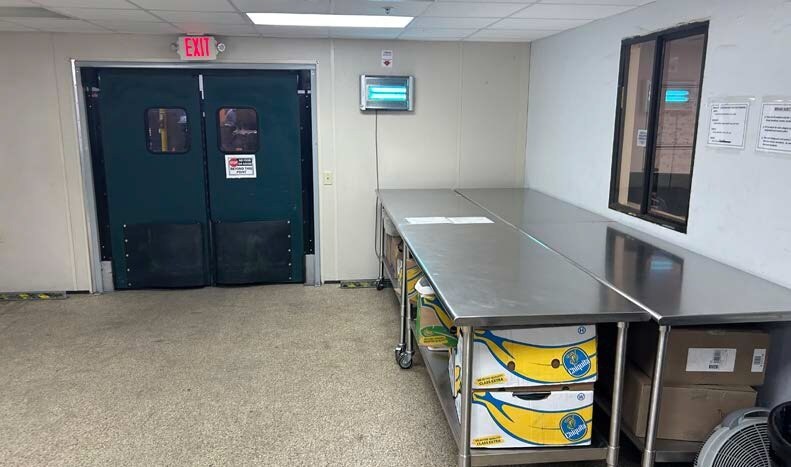More Photos Of 3760 Fowler St, Fort Myers Distribution For Lease