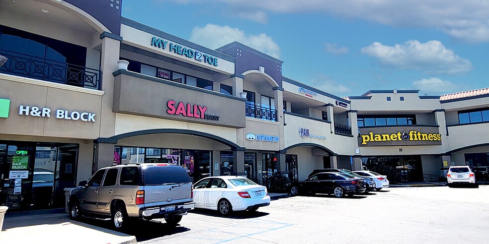 More Photos Of 2200 Harbor Blvd, Costa Mesa Unknown For Lease