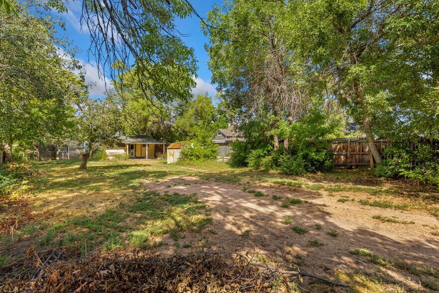 More Photos Of , Louisville General Retail For Sale