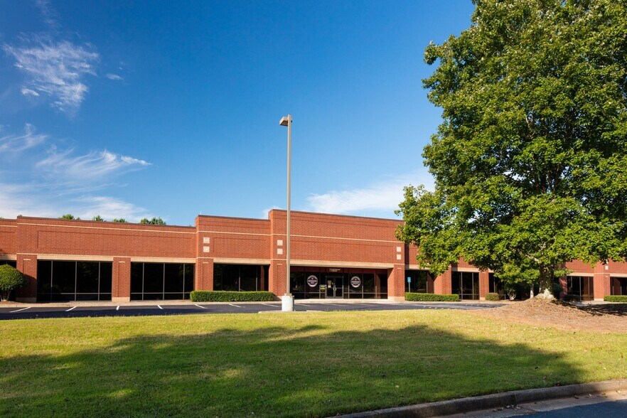 More Photos Of 6455 Shiloh Rd, Alpharetta Office For Sale