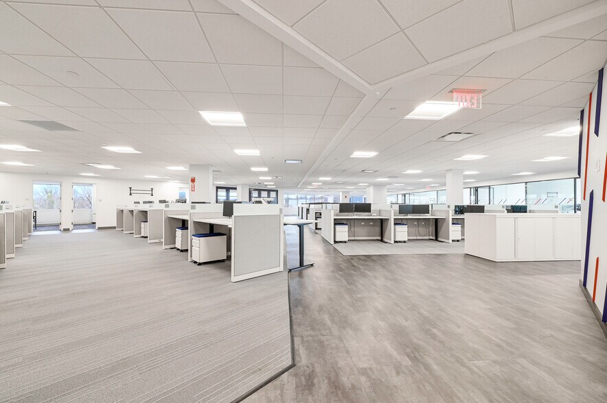 More Photos Of 1266 E Main St, Stamford Office For Lease