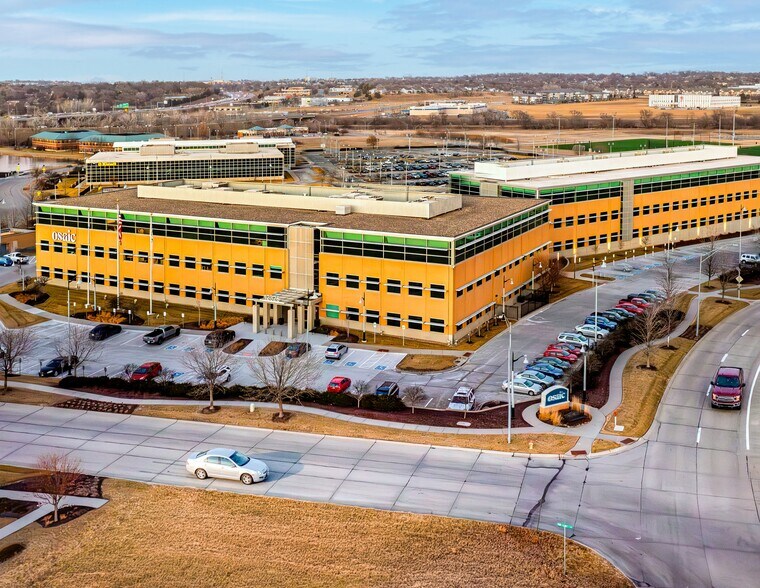 More Photos Of 12325 Port Grace Blvd, La Vista Office For Lease