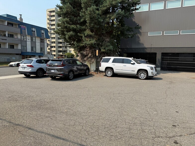 More Photos Of 9200 Mary St, Chilliwack Storefront Retail Office For Sale