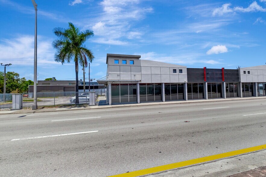 More Photos Of 925 W Broward Blvd, Fort Lauderdale Auto Dealership For Lease