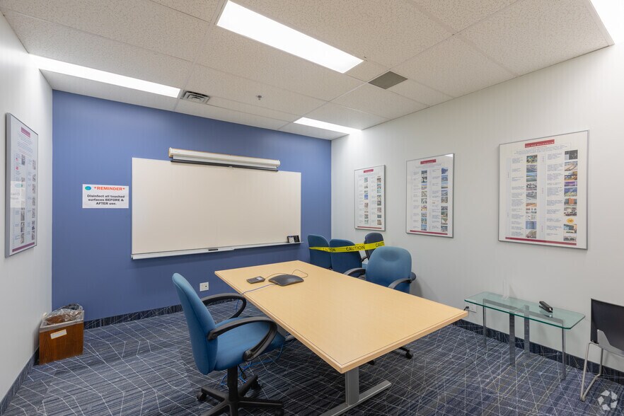 More Photos Of 625 Cochrane Dr, Markham Office For Lease