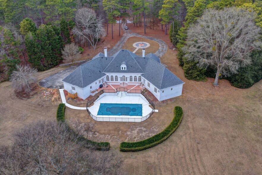More Photos Of 1000 Grayson Pky, Grayson Land For Sale