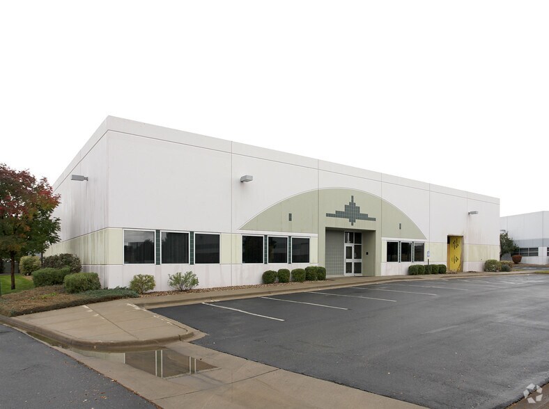 More Photos Of 7240 S Fraser St, Centennial Warehouse For Sale