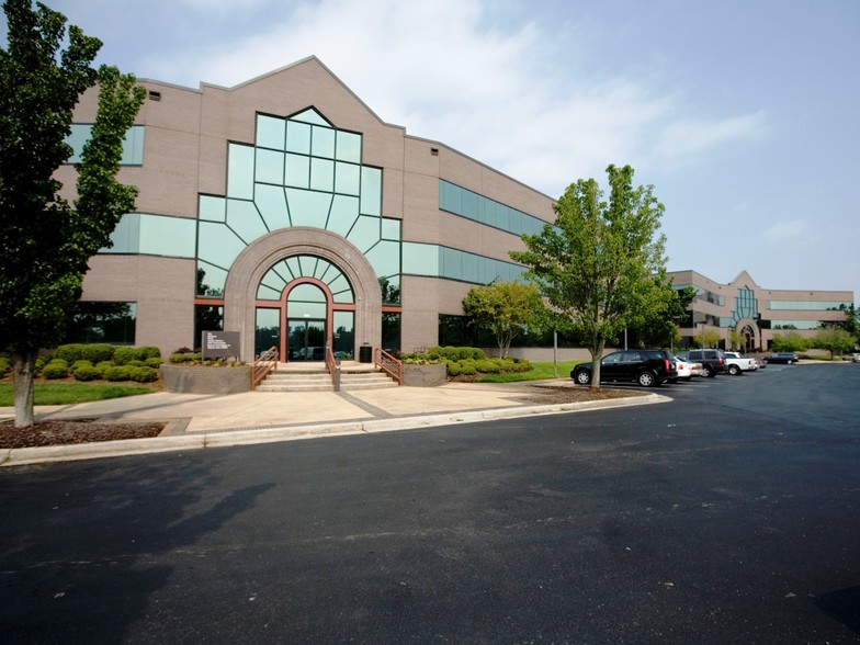 Primary Photo Of 620 Discovery Dr NW, Huntsville Office For Lease