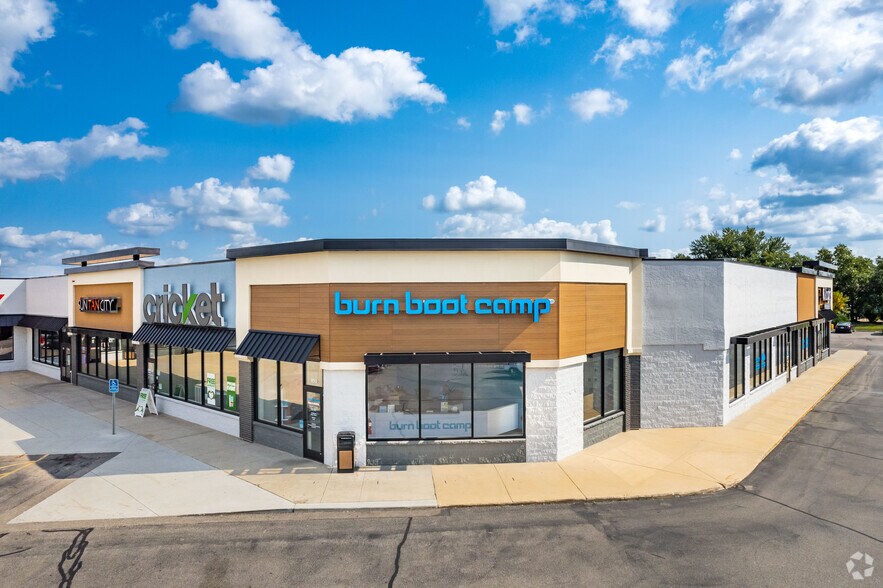 More Photos Of 1290-1300 Salem Rd SW, Rochester General Retail For Lease