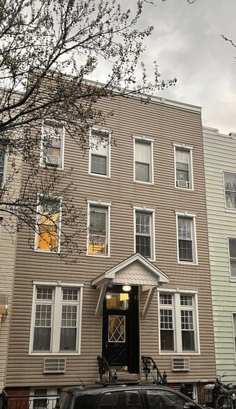 Primary Photo Of 60 Diamond St, Brooklyn Apartments For Sale
