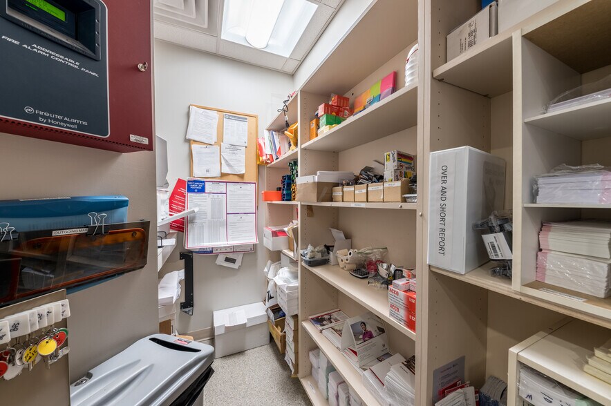 More Photos Of 7 Chaplin, Morgantown Bank For Sale