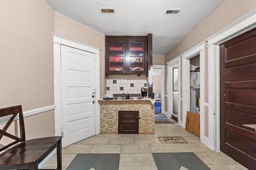 More Photos Of , Cleveland Unknown For Sale