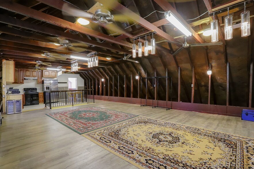 More Photos Of 212 Main St, Sierra City Hotel For Sale