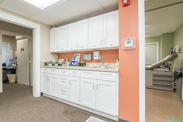 More Photos Of 860 Boston Rd, Springfield Medical For Lease