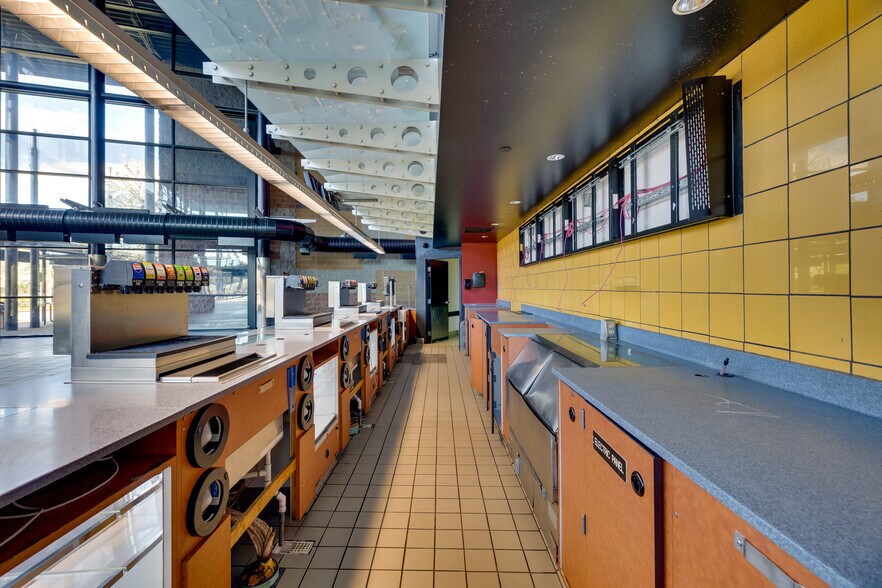 More Photos Of 16501 SE Division St, Portland Movie Theatre For Sale