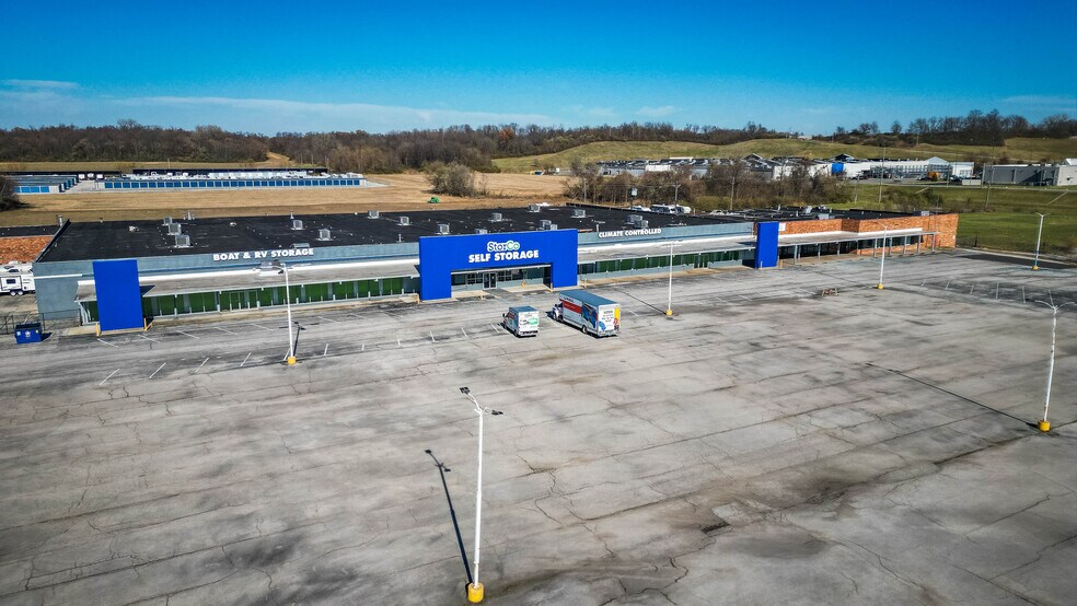 More Photos Of 1401 Vaughn Rd, Wood River Storefront For Lease