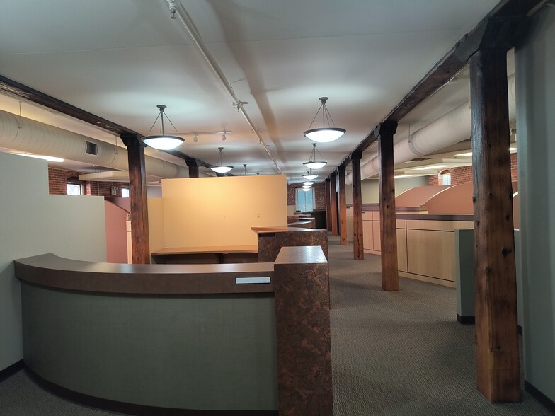 More Photos Of 170 S Lincoln St, Spokane Loft Creative Space For Lease