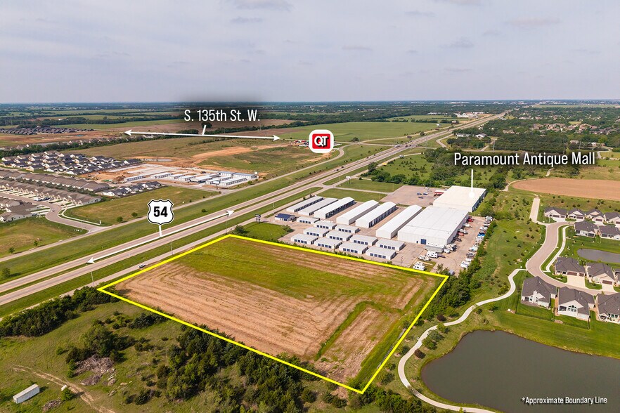 Primary Photo Of 12998 Kellogg St, Wichita Land For Sale