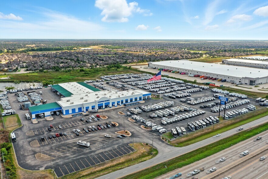 More Photos Of 189 Commerce Pky, Katy Land For Sale