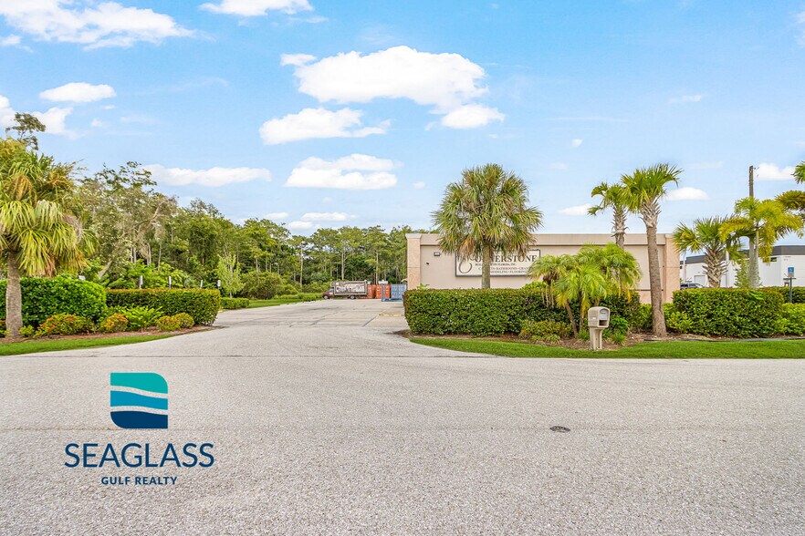 More Photos Of 3890 Veronica S Shoemaker Blvd, Fort Myers Warehouse For Sale