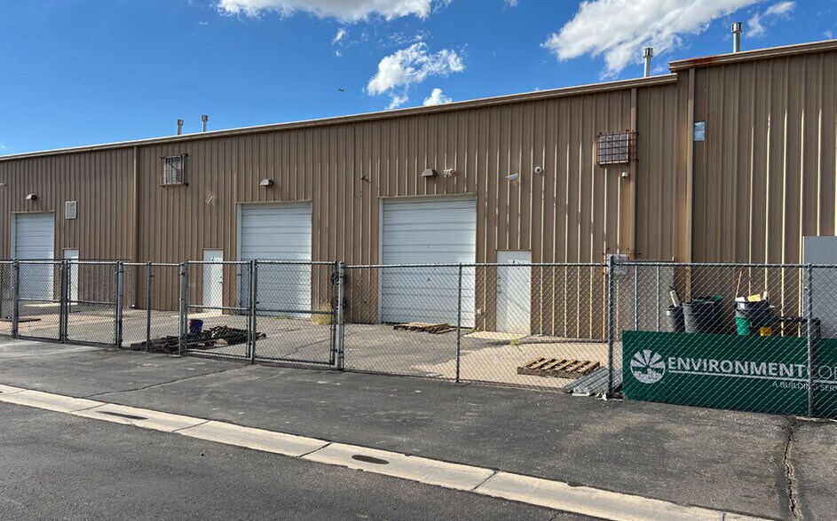 More Photos Of 2420 Midtown Pl NE, Albuquerque Warehouse For Sale