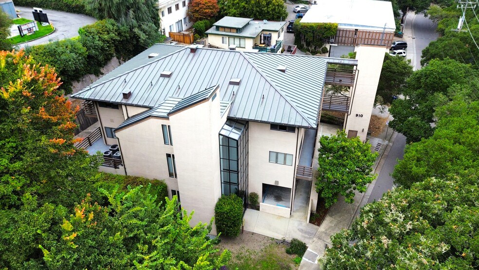 Primary Photo Of 910 Major Sherman Ln, Monterey Medical For Lease