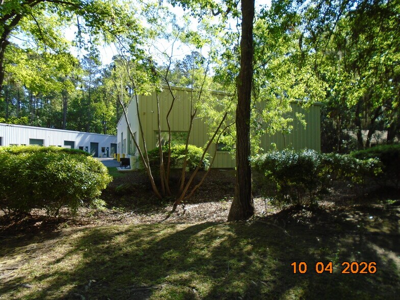 More Photos Of 148 Island Dr, Hilton Head Warehouse For Sale