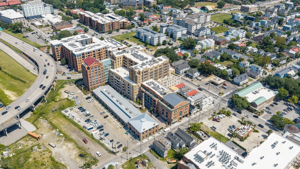 More Photos Of 40 Line St, Charleston Apartments For Lease