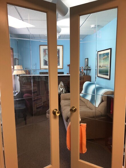 More Photos Of 3157 Mechanicsville Rd, Bensalem Medical For Sale