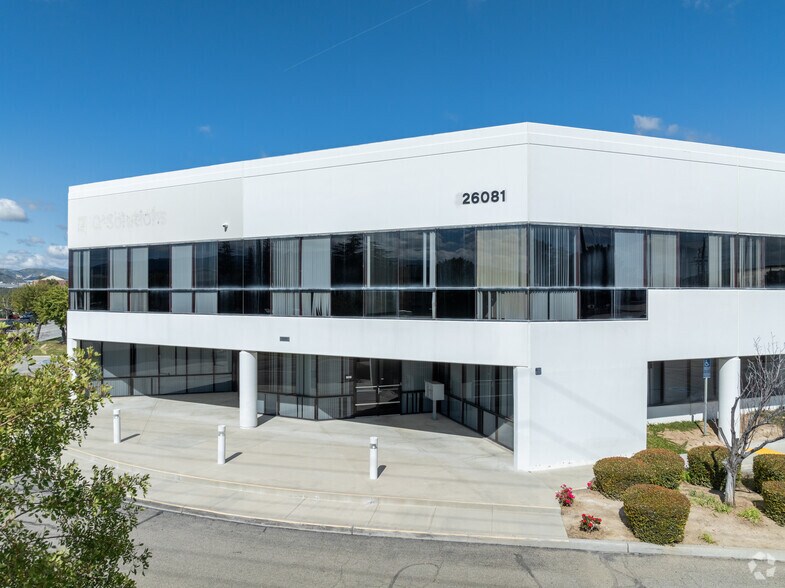 More Photos Of 26081 Avenue Hall, Valencia Industrial For Lease