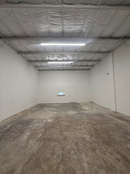 More Photos Of 6970 Wallis Rd, West Palm Beach Unknown For Lease