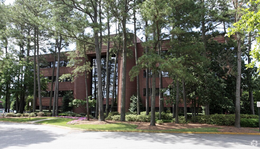 More Photos Of 192 ballard Ct, Virginia Beach Office For Lease