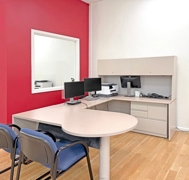 More Photos Of 2974-2980 College Ave, Berkeley Apartments For Lease